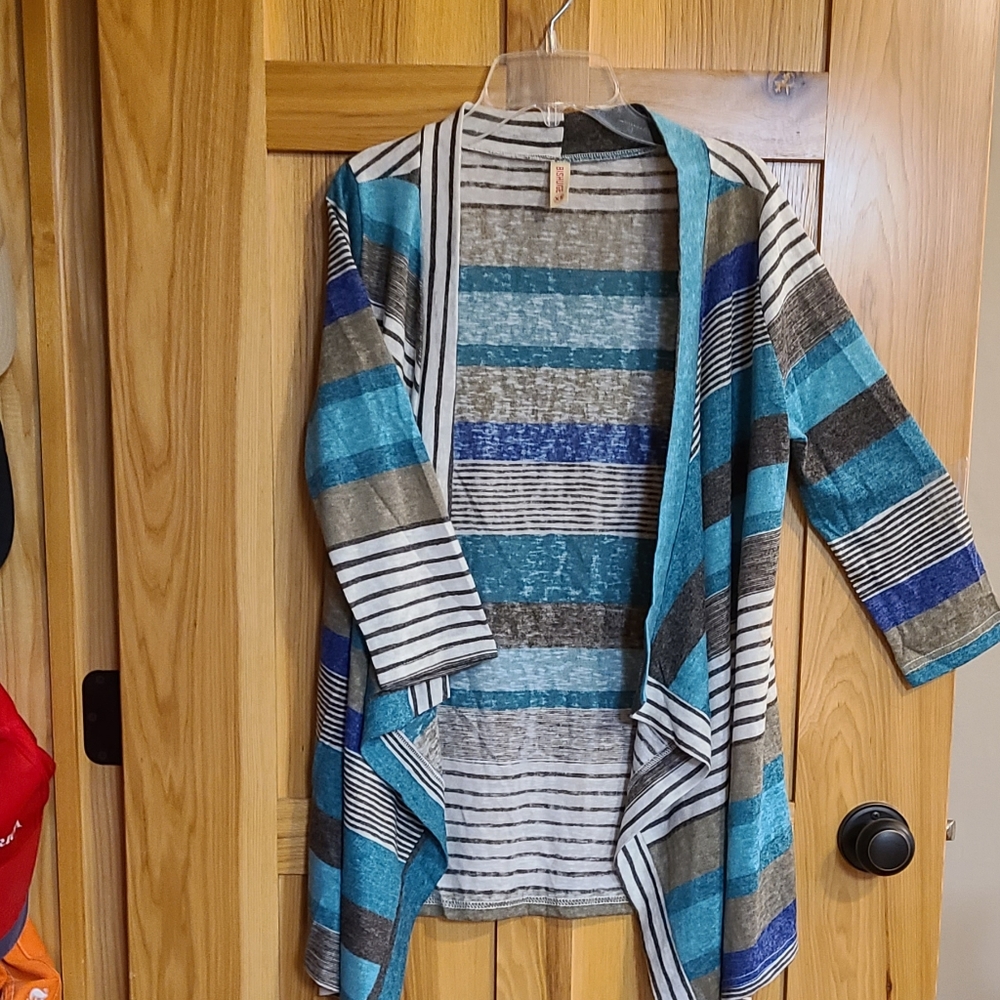 Lightweight open cardigan
